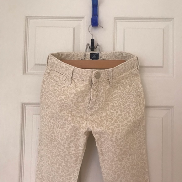 Gap Kids girls size 12 cream/beige patterned cords - Picture 2 of 13